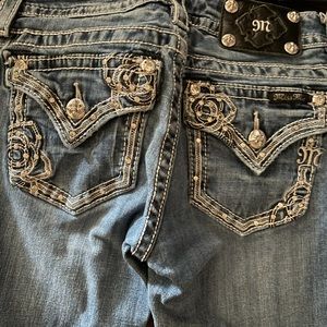 Miss Me Bermuda  short size 26